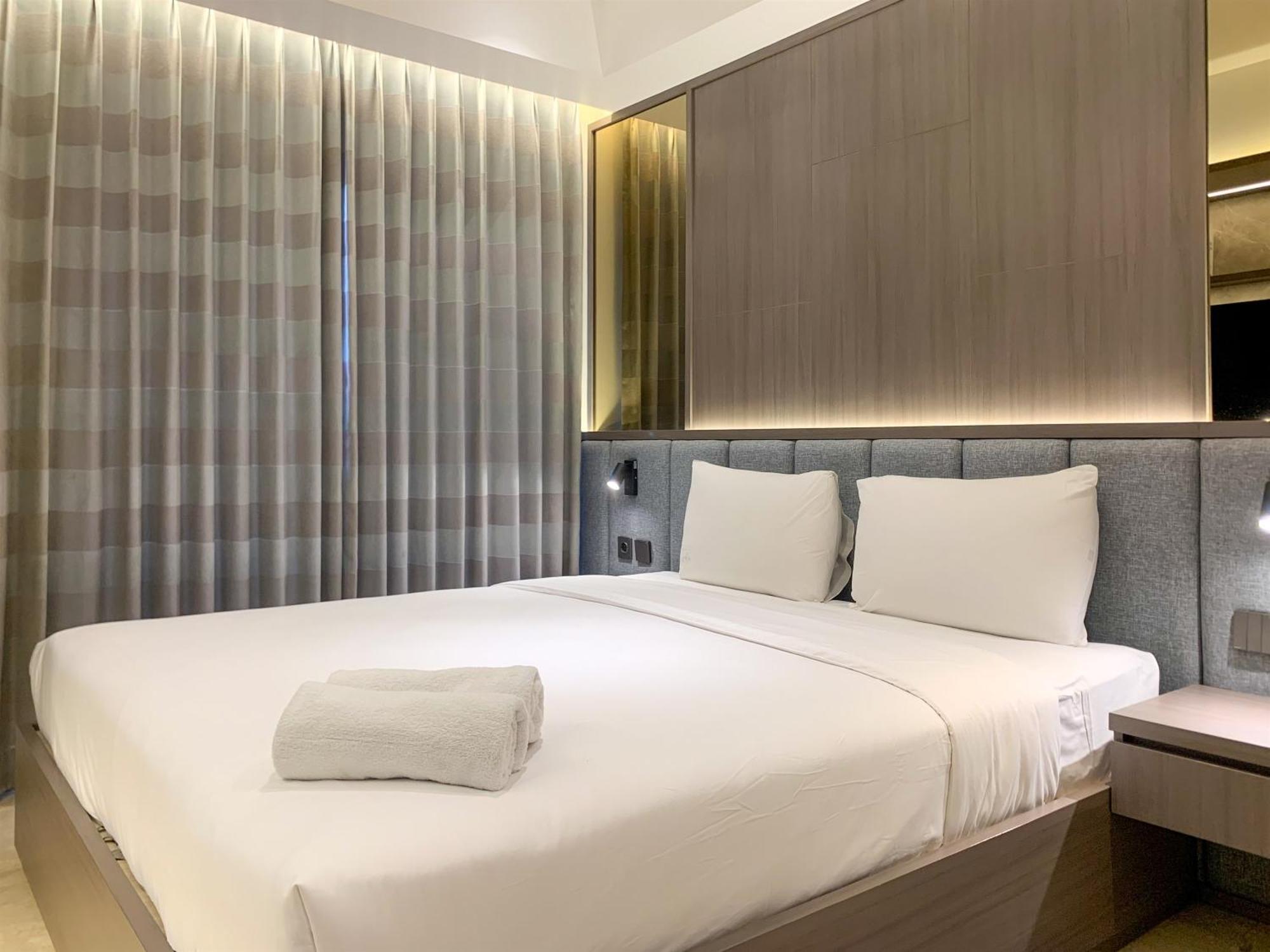 Warm And Modern Look At Gold Coast By Travelio Apartment